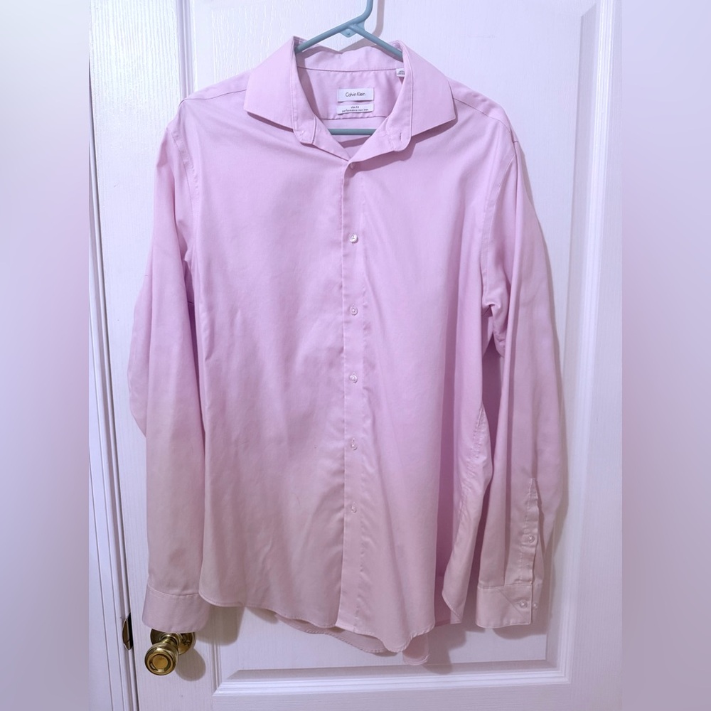 Calvin Klein Men's Light Pink Dress Shirt